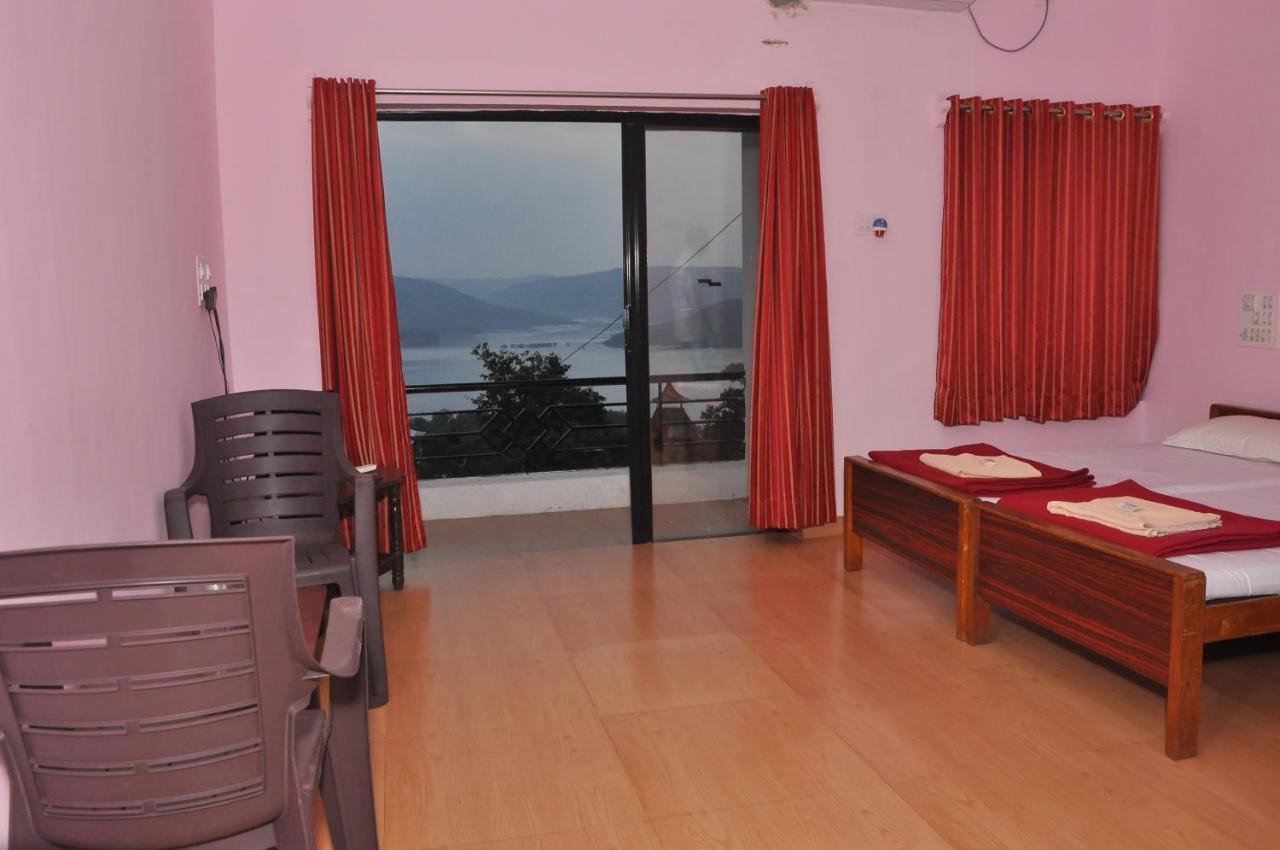 Koyna Lake Resort Koynanagar Exterior photo